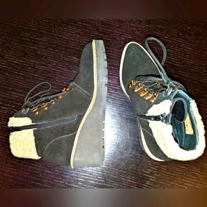 Brand New Cecilia NY women's 7.5 - beautiful quality & style